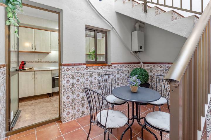Ferienhaus 'Casa Marbella' mit privater Terrasse, WLAN und Klimaanlage in Fuengirola Zentrum, Fuengirola