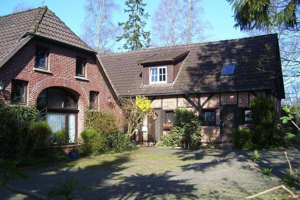 Ganze Wohnung, Mit Terrasse in Wiefelstede, Ammerland