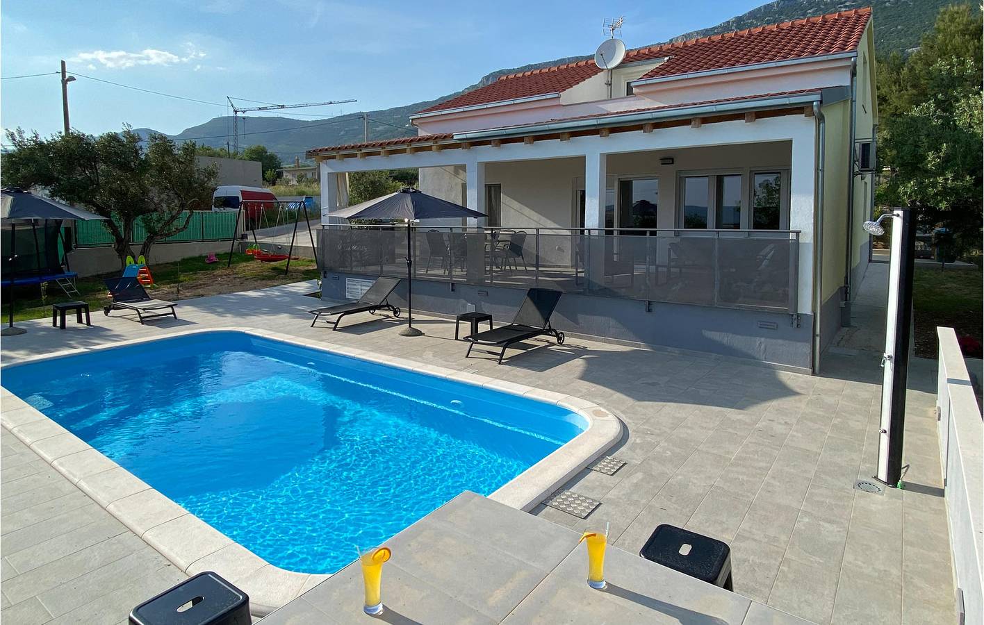 Ferienhaus für 6 Personen mit Terrasse in Kastel Stari, Kaštela