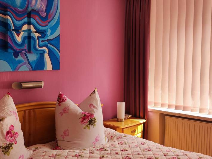 Ferienwohnung für 3 Personen, mit Balkon und Garten, kinderfreundlich in Kell am See - 2