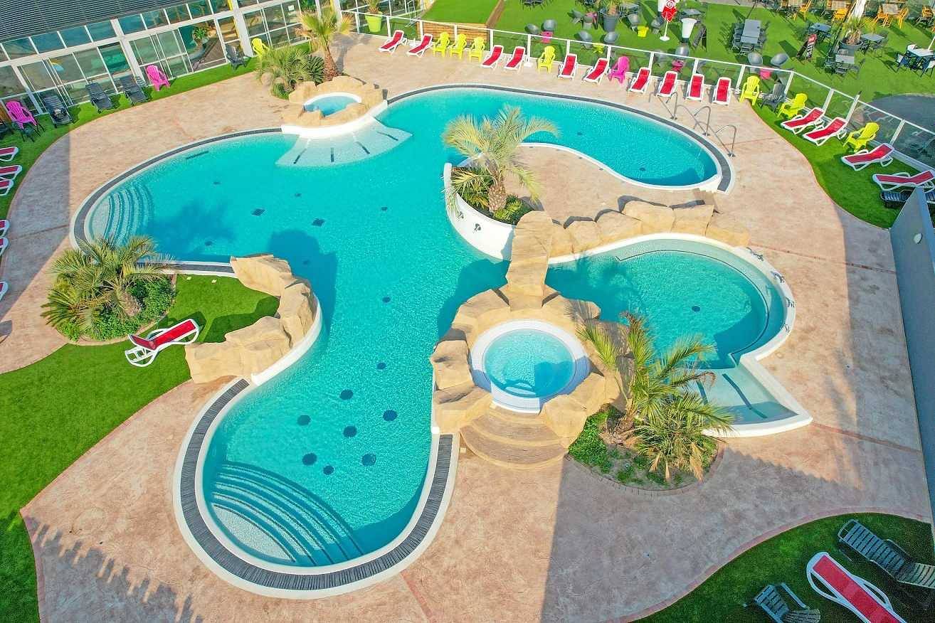 Camping 5 étoiles - Parc aquatique - eeiacd in Château-d'Olonne, Les Sables-d'Olonne