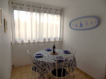 Appartement De Vacances pour 4 Personnes dans Saint-Georges-de-Didonne, Région de Rochefort, Photo 3