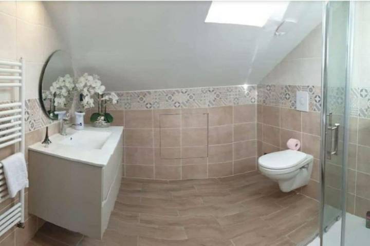 Gîte pour 14 personnes, avec balcon à Chalon-sur-Saône - 4