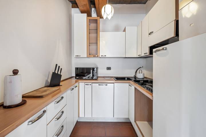 Gîte pour 5 personnes, avec terrasse, animaux acceptés dans Iseo - 2