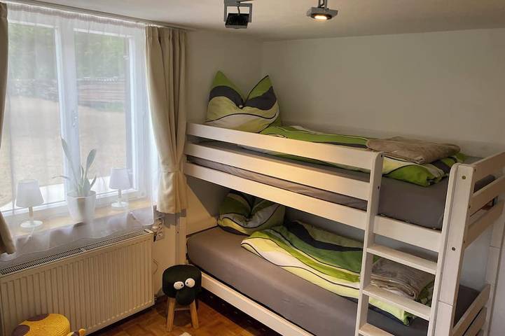 Ganze Wohnung, Ferienwohnung mit eigenem Garten und kleinem Weiher am Fuße des Großglockner! in Hohe Tauern, Großkirchheim
