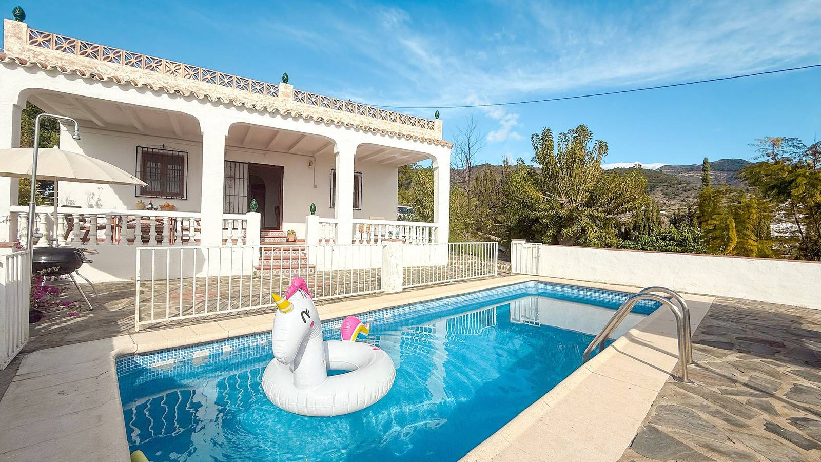 Villa 'Lucía' with Sea View, Wi-Fi and Air Conditioning in Frigiliana, Costa del Sol