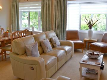 Holiday Rental for 6 People in Wroxham, Norfolk, Photo 2