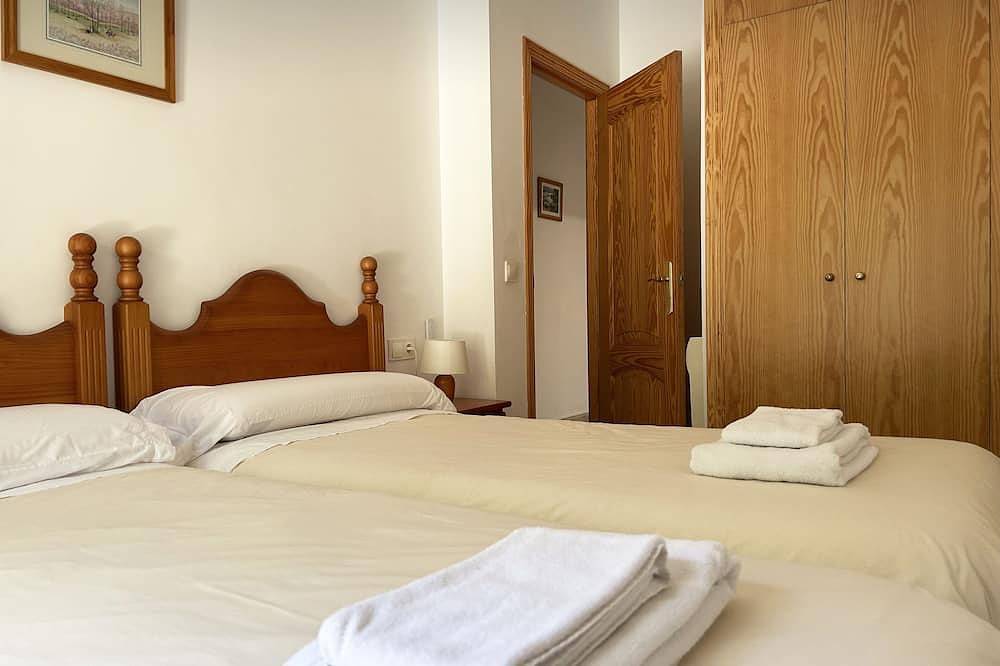 Entire apartment, Outstanding views. Apartment in Chulilla in Chulilla, Valencia Province