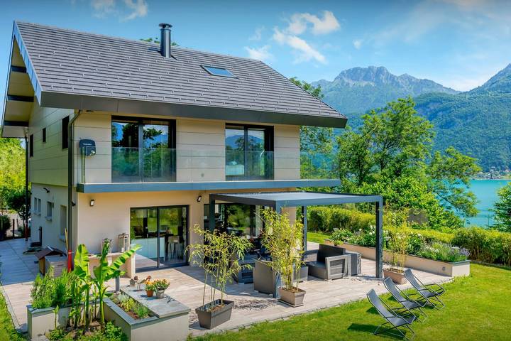 Villa pour 8 personnes, avec jacuzzi et jardin, adapté aux familles sur le Lac d'Annecy - 2