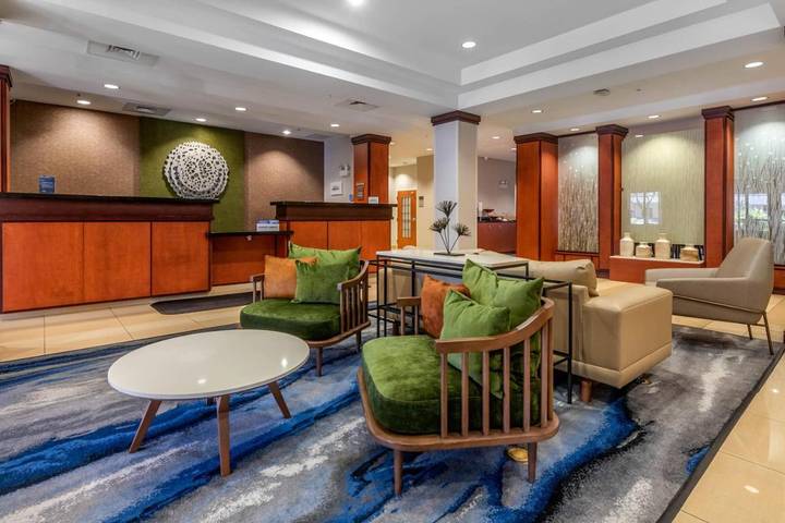 Hôtel pour 4 personnes, avec piscine - 1