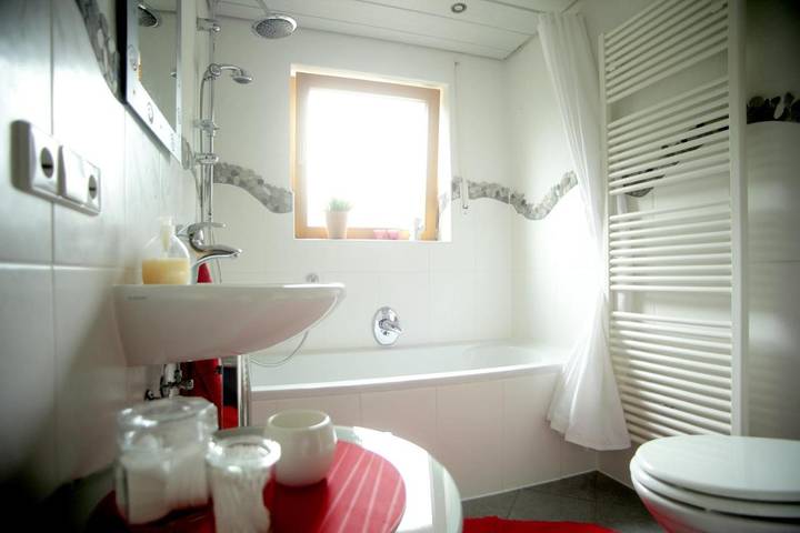 Ferienwohnung für 2 Personen, mit Balkon und Terrasse sowie Garten und Ausblick in Bühlertal - 4