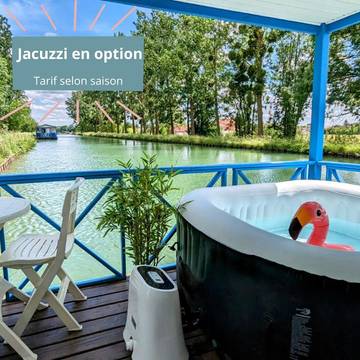 Bateau pour 6 personnes, avec jacuzzi et balcon, adapté aux familles dans Côte-d'Or