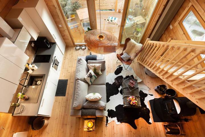 Gîte pour 4 personnes, avec sauna ainsi que vue et jardin, adapté aux familles à Lalaye