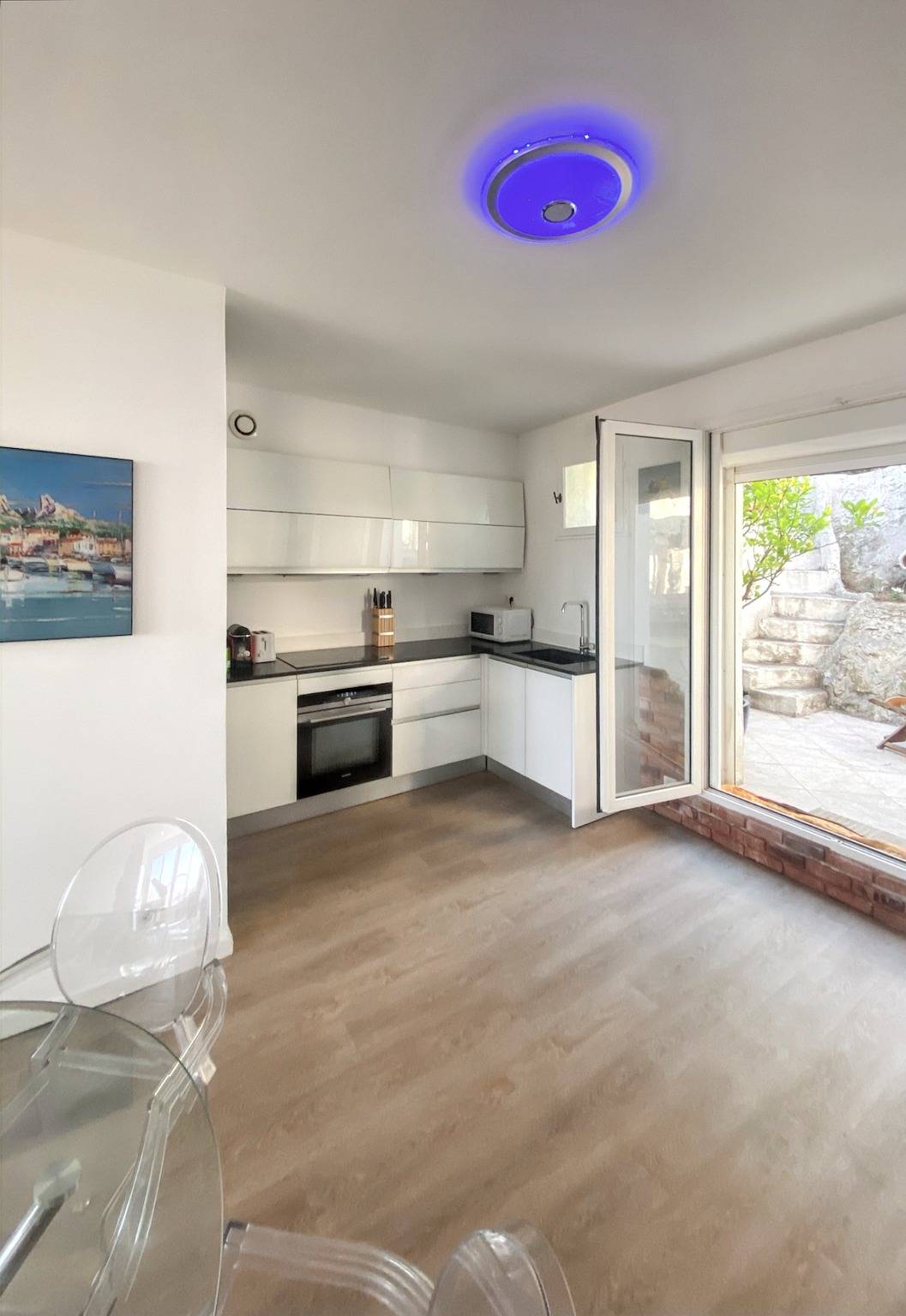Gemütliches Haus im Herzen der Calanques von Marseille + Garten. in Les Goudes, Marseille