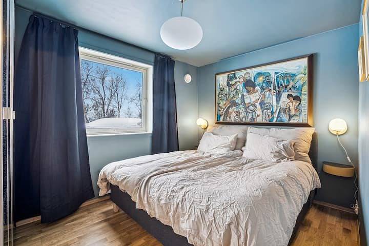 Ferienwohnung für 4 Personen, mit Meerblick und Garten sowie Terrasse, kinderfreundlich in Tromsø - 2