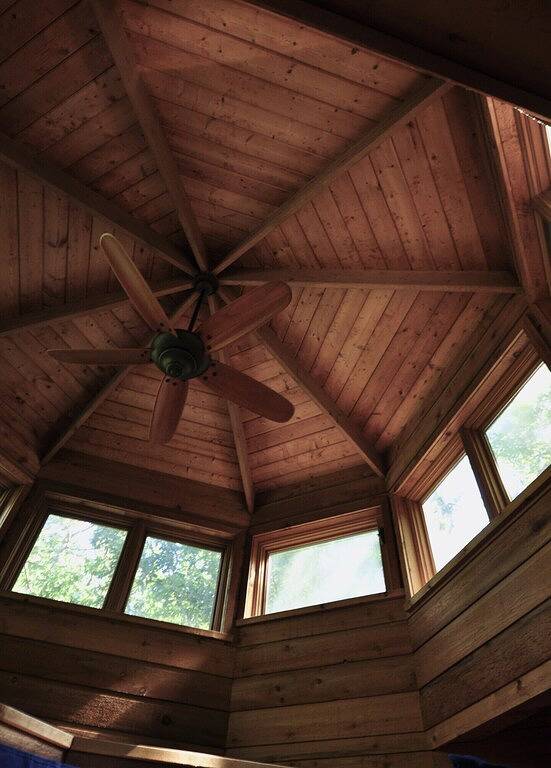 Cottage for 10 Guests in Grand Bend, ON, Lake Huron ON