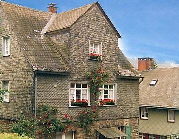 Ganze Ferienwohnung, Altes Direktorenhaus der Seidenfabrik in Monschau, Naturpark Hohes Venn-Eifel