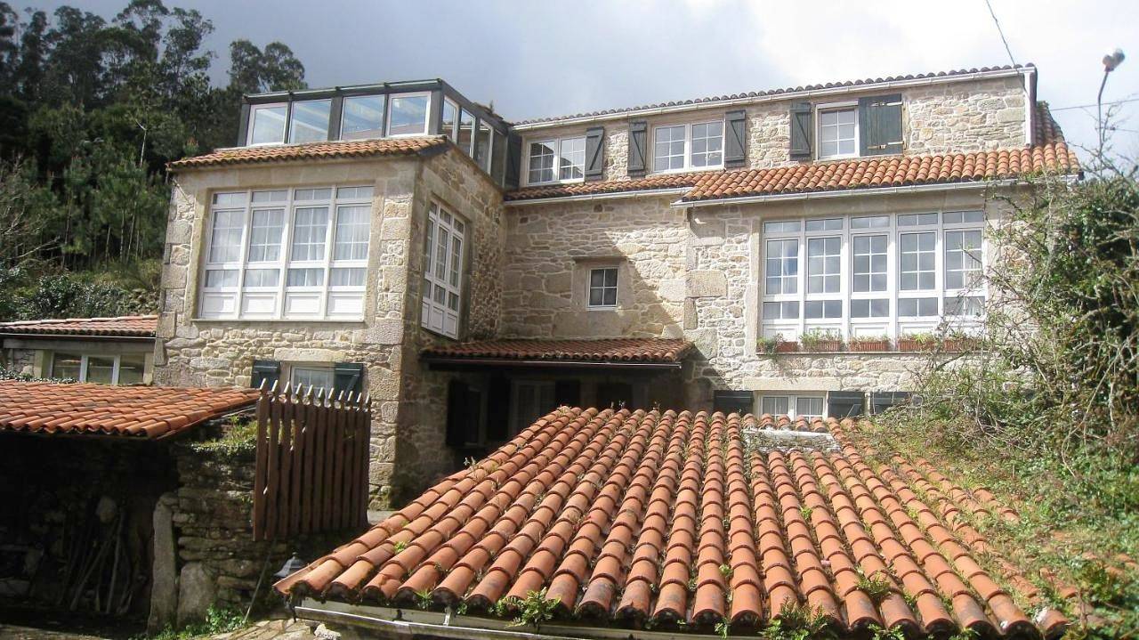 Five-Bedroom House in Vimianzo, Costa de Galicia