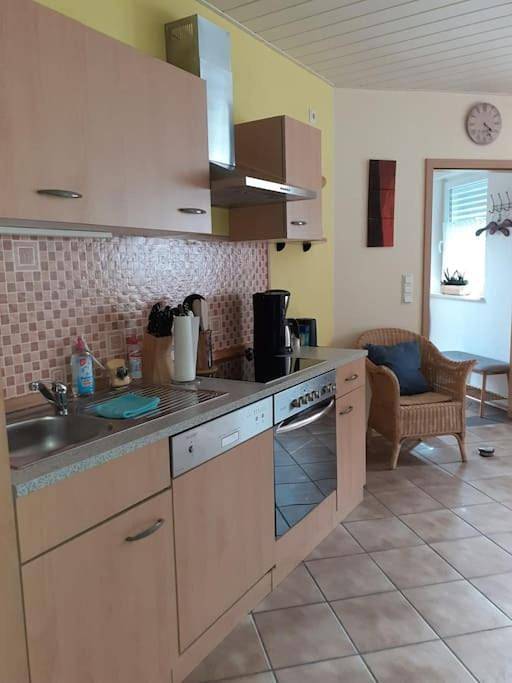 Ferienwohnung für 2 Personen, mit Terrasse und Garten in Kell am See - 2