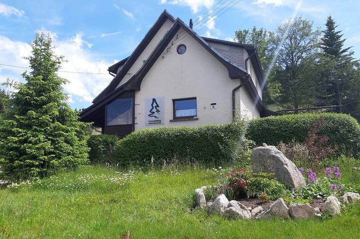 Ferienwohnung für 4 Personen, mit Garten in Carlsfeld