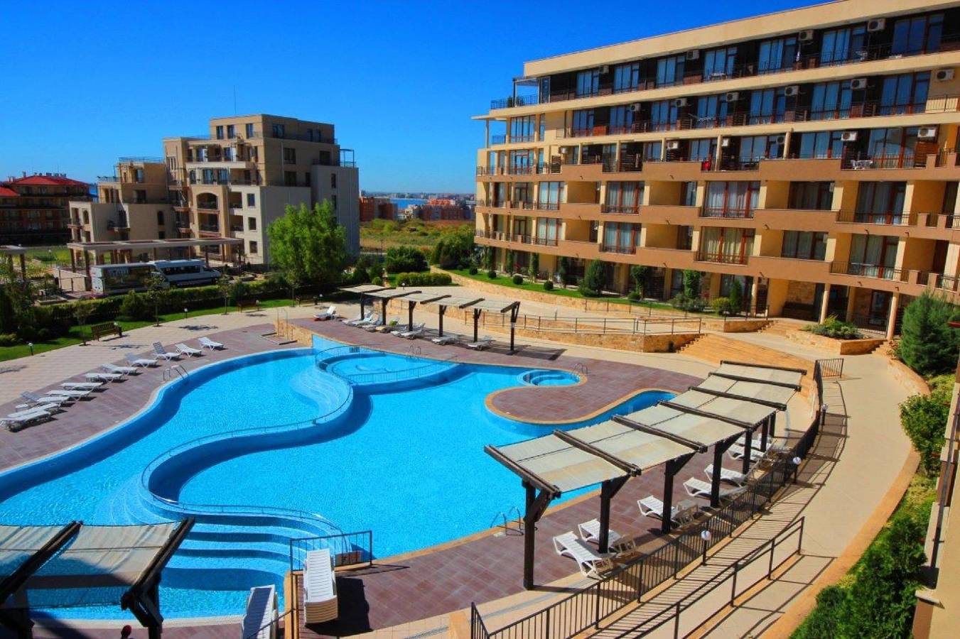 Cały apartament wypoczynkowy, Holiday Apartment with Common Pool in Sweti Wlas, Obwód Burgas