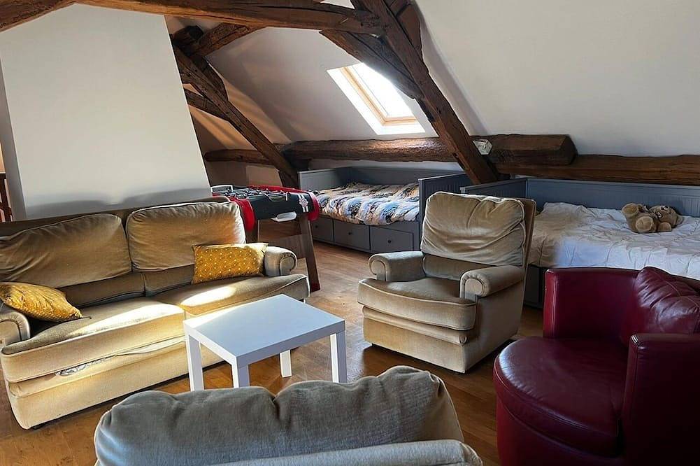 Les Janets Grande Maison 12 Personnes Proche Guédelon in Saint-Sauveur-en-Puisaye, Auxerre und Umgebung