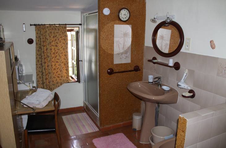 Chambre d’hôte pour 4 personnes, avec piscine et jardin dans Parc naturel régional du Verdon - 3