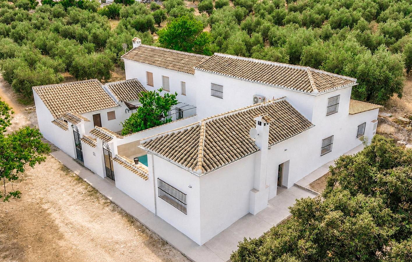 Encantador piso de 250 m² con piscina cerca del río Genil y de diversos locales de restauración in Iznájar, Sierras Subbéticas