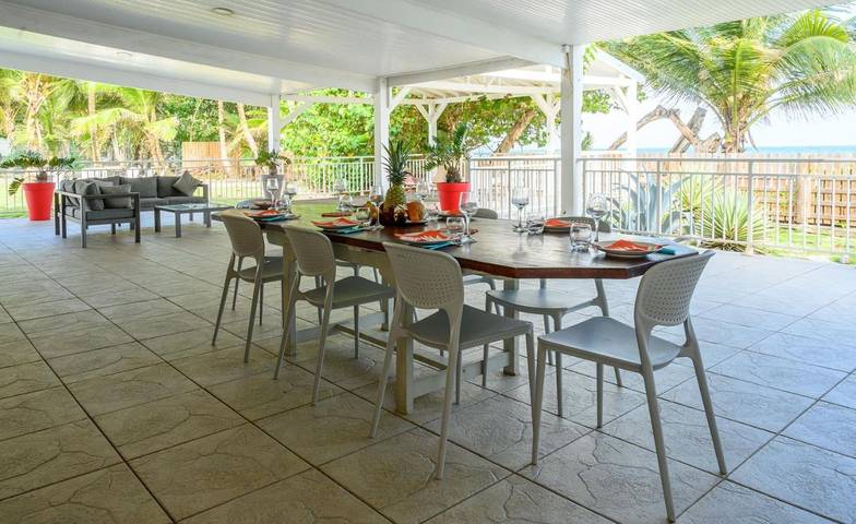 Location de vacances pour 8 personnes, avec piscine ainsi que vue et jardin dans Anse Caffard - 4