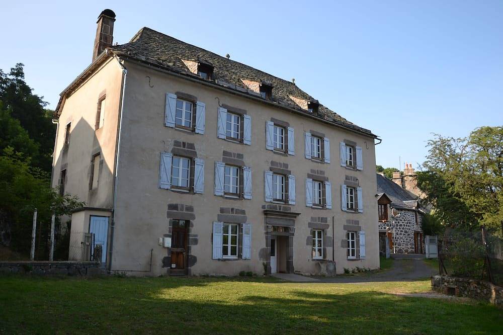 Gîte des Quirous in Dienne (Cantal), Regionaal natuurpark van de vulkanen van de Auvergne