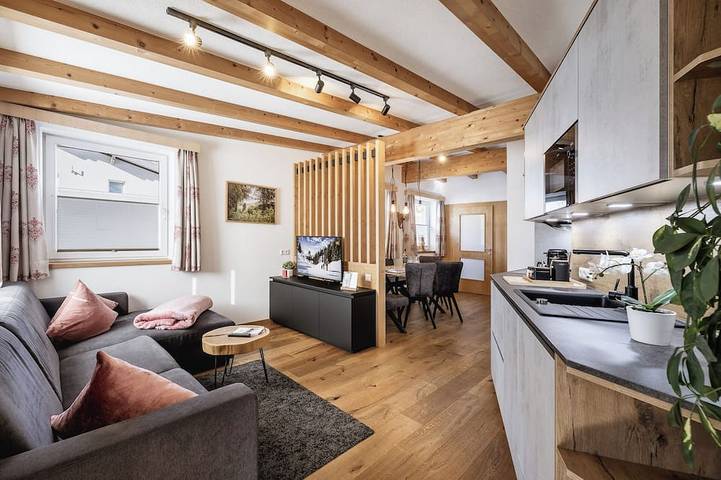 Ferienwohnung für 7 Personen, mit Garten und Balkon