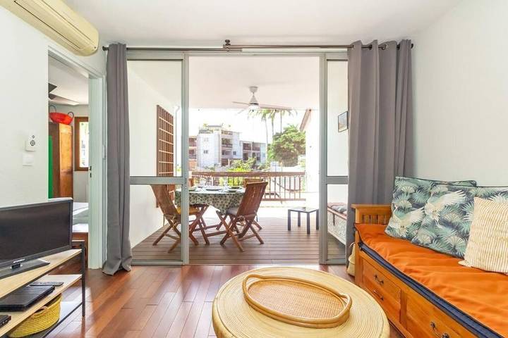 Gîte pour 2 personnes, avec balcon dans Plage des Roches Noires