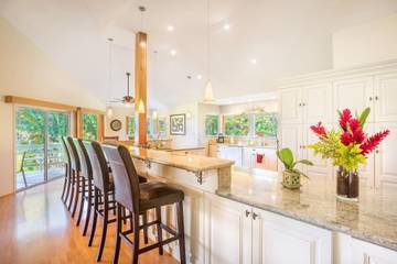 Vacation Home for 14 Guests in Princeville, Kauai, Picture 4