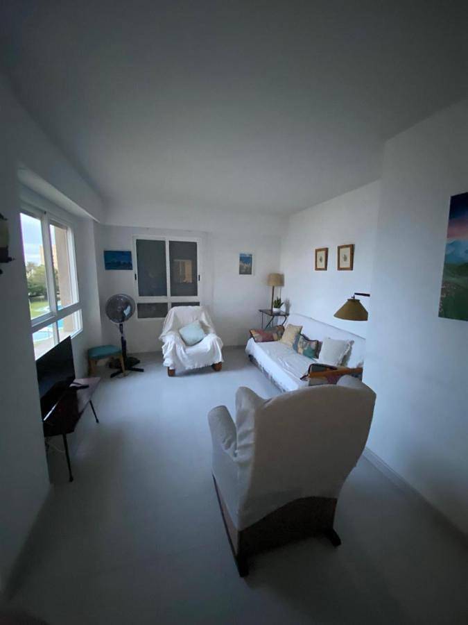 Apartamento para 6 personas, con Balcón y Jardín además de Piscina y Vistas en Urbanova