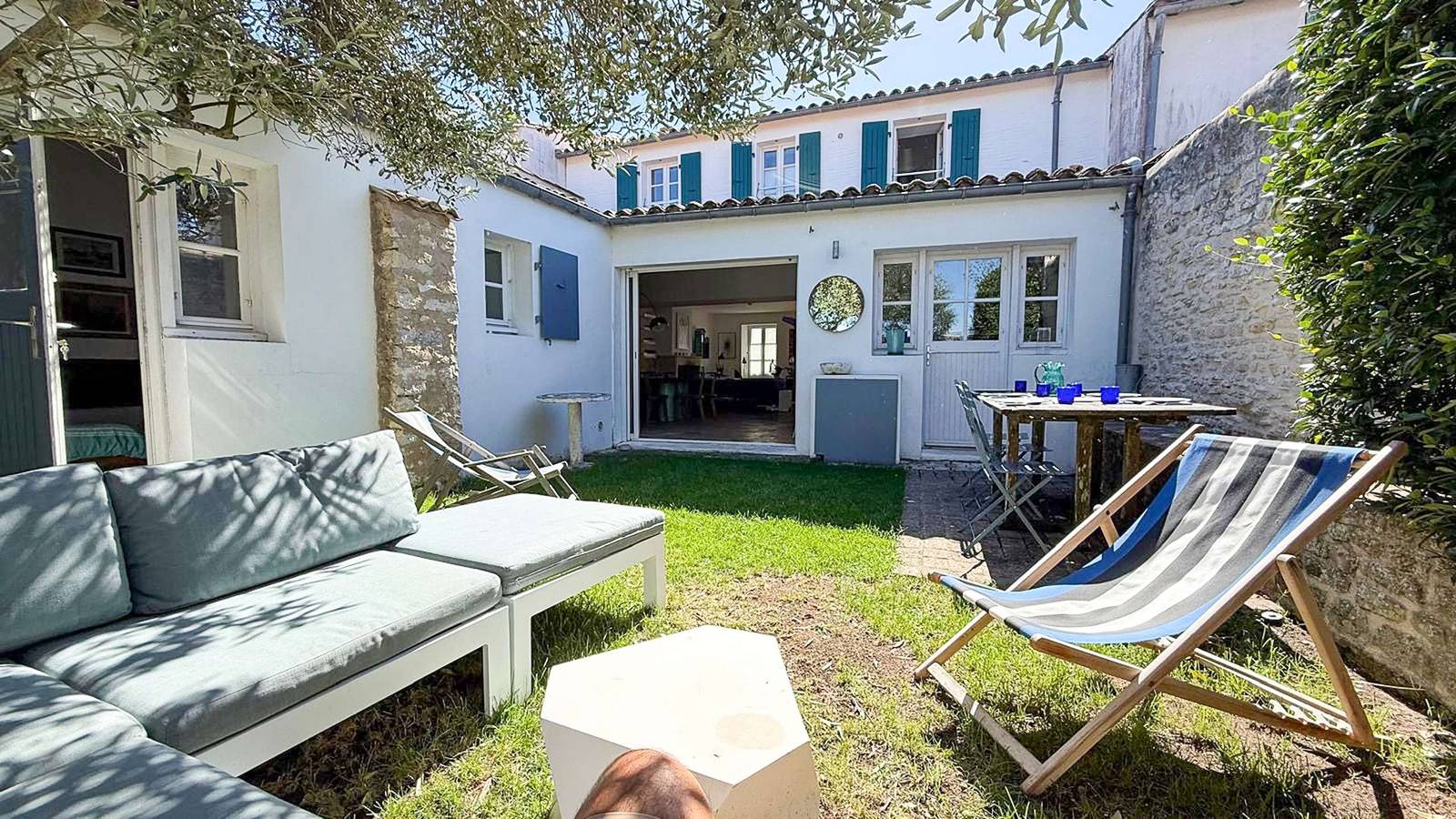 Apartamento vacacional entero, Maison de village à étage dans le village d'Ars in Ars-en-Ré, Isla de Ré