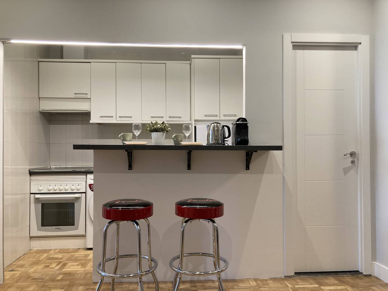 Apartamento entero, Housing Sol by Sharing Co in Centro (Madrid), Madrid