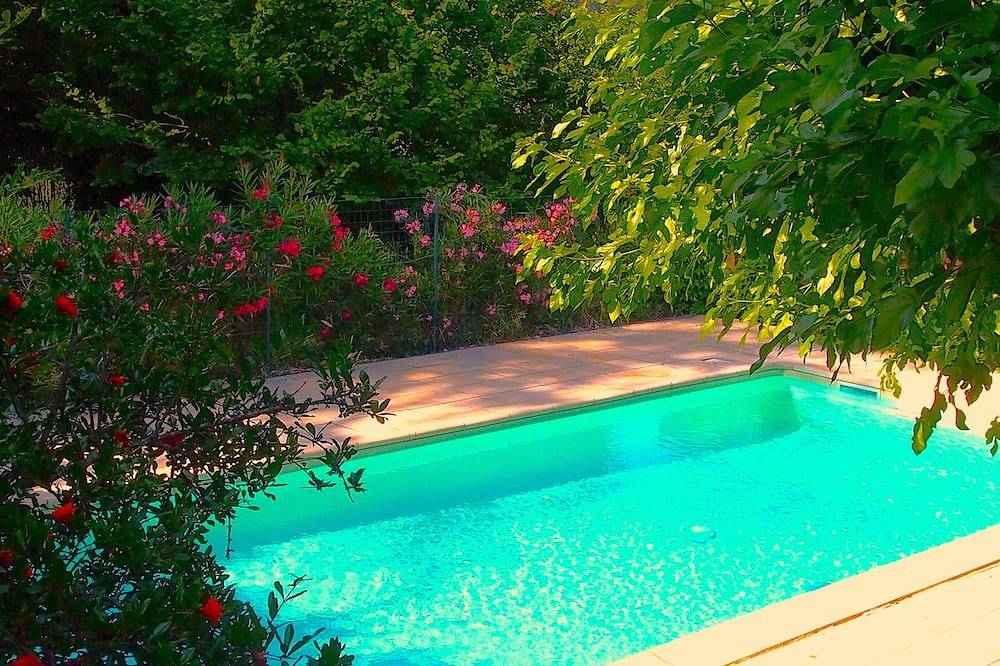 Dans un cadre privilégié, maison indépendante , piscine privée, animaux acceptés in Sisteron, Région de Forcalquier