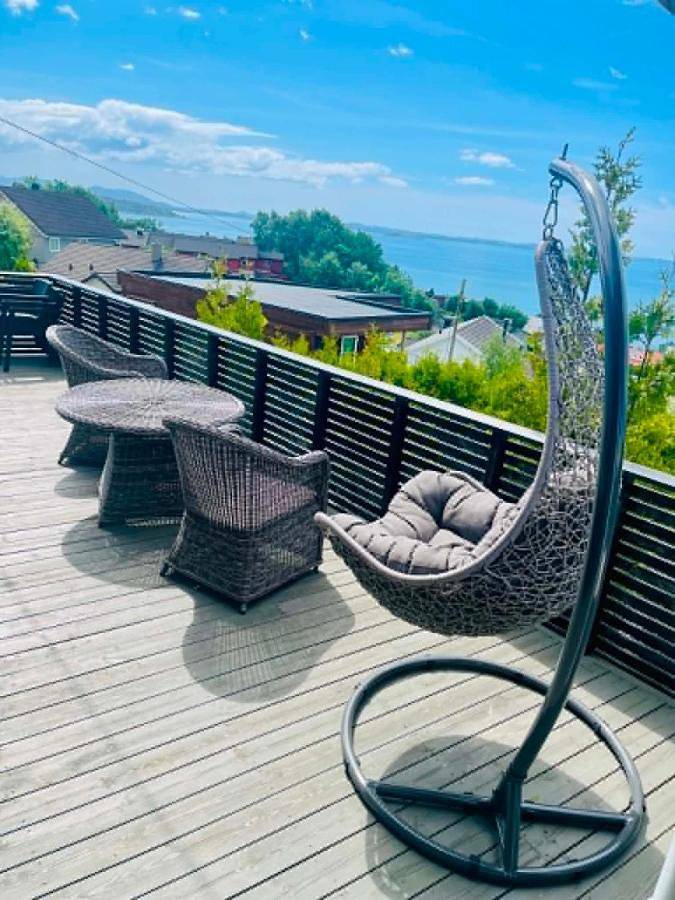 Ferienhaus für 6 Personen, mit Whirlpool und Terrasse sowie Garten und Ausblick in Strand (Rogaland)