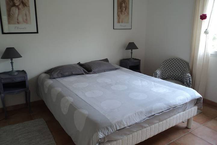 Location de vacances pour 4 personnes, avec jacuzzi ainsi que jardin et terrasse à Vers - 2