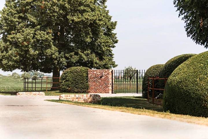 Location de vacances pour 12 personnes, avec vue ainsi que jardin et piscine à Ypres - 4