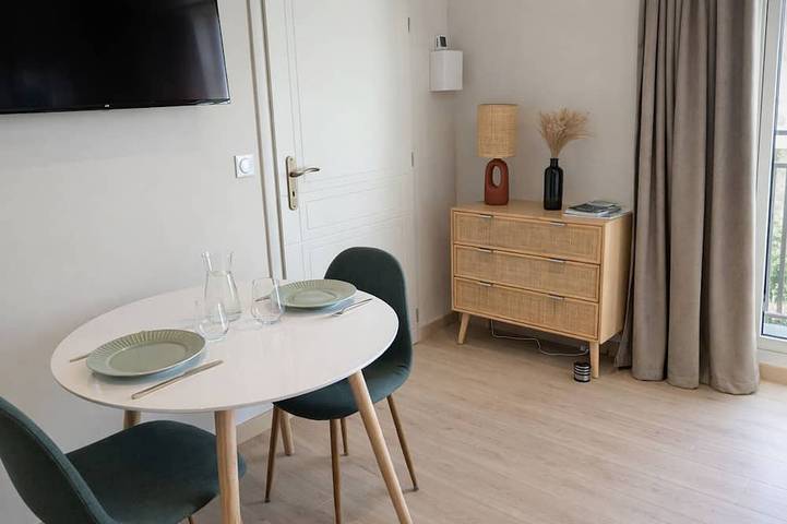 Apartamento entero, Les Flots Harmonieux (30m² lake view) in Aix-les-Bains, Chambéry region