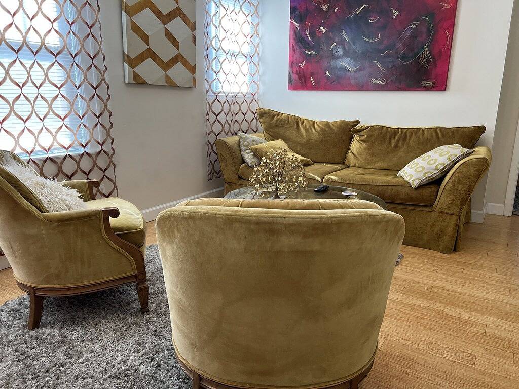 Ganze Wohnung, A Boho Chic Choice with Great Parking in Indianapolis, Indiana