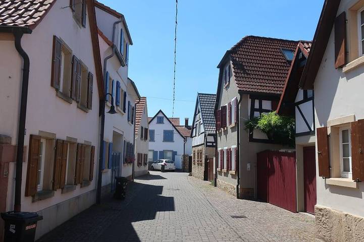 Ganze Wohnung, Ferienwohnung im historischen Ortskern Meckenheim in Pfälzer Rheinebene