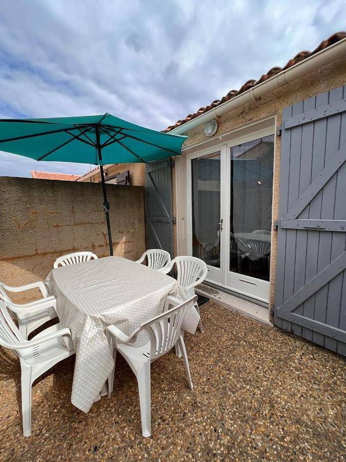 Location de vacances pour 5 personnes, avec terrasse dans Plage du pont tournant - 3