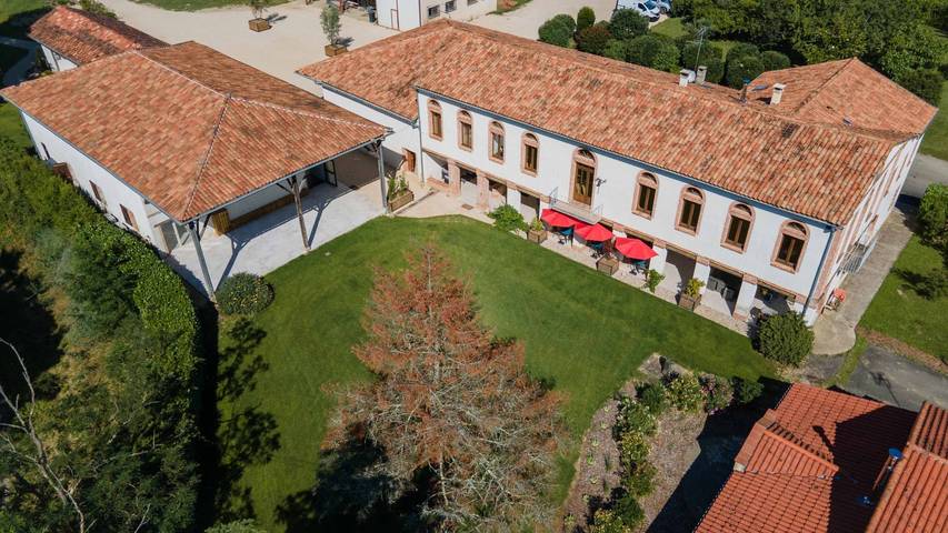Chambre d’hôte pour 4 personnes, avec piscine et jardin, animaux acceptés dans Occitanie - 2