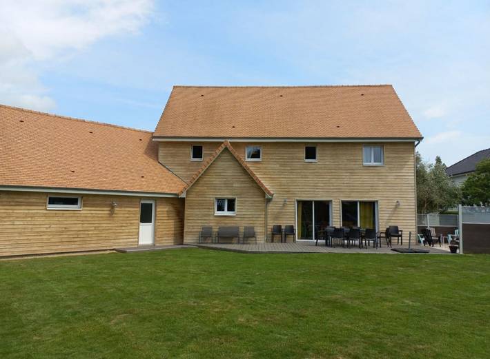 Gîte pour 14 personnes, avec jardin et terrasse à Gueutteville-les-Grès