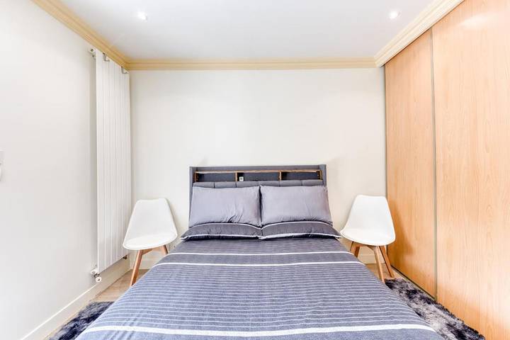 Gîte pour 5 personnes, avec balcon à L'Haÿ-les-Roses - 3