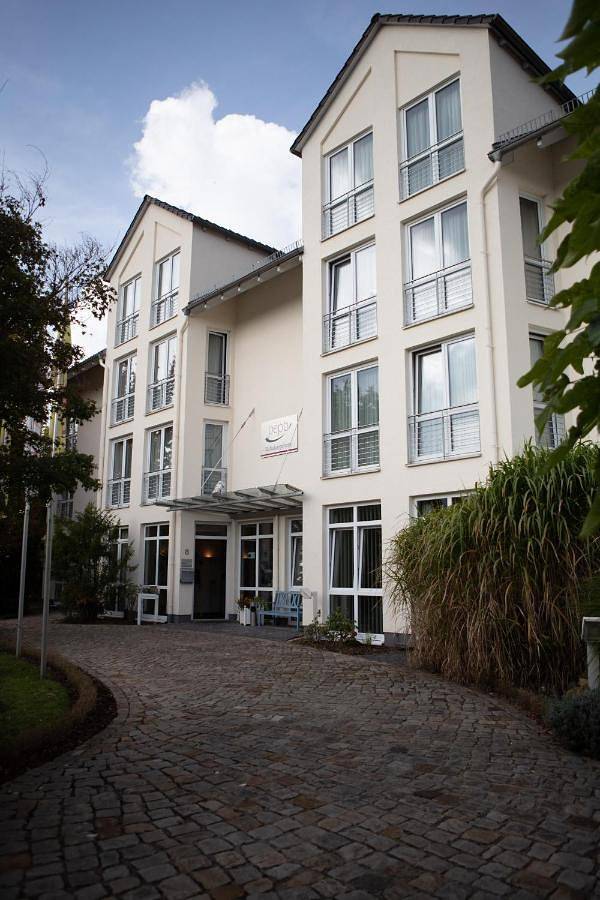 Hotel für 2 Personen, mit Terrasse in Sarstedt