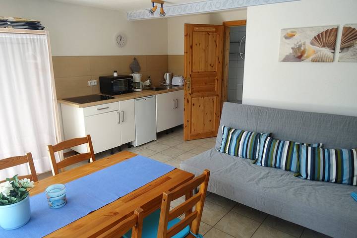 Bungalow for 3 people with terrace in Nienhagen, Rostock and Surroundings