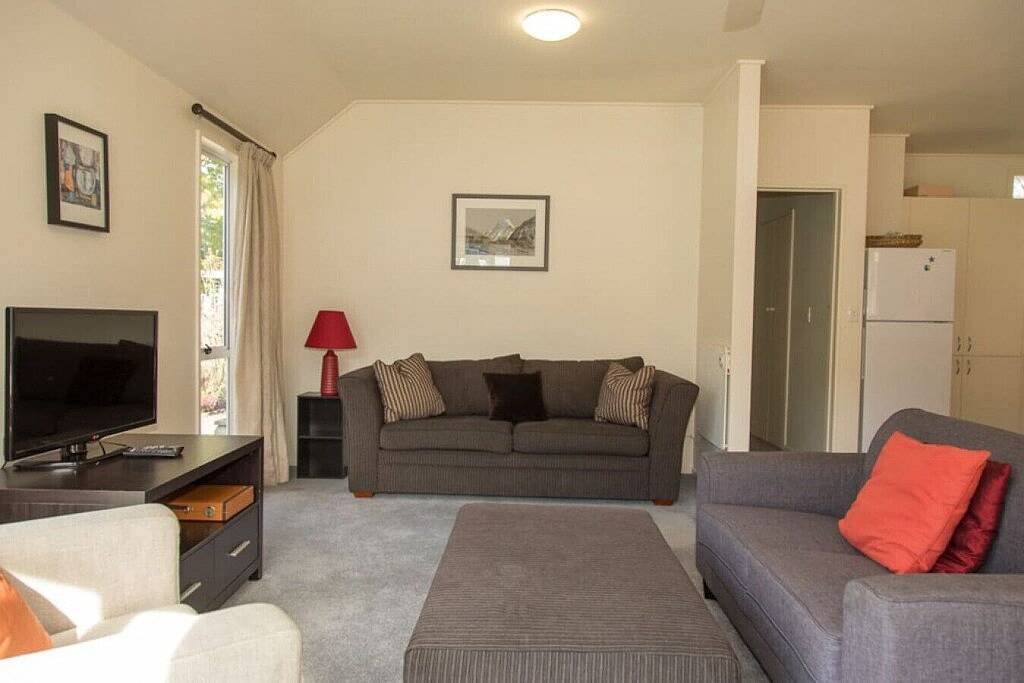 Es ist alles hier. Sunny Einheit, in der Nähe der Stadt. Wifi. in Arrowtown, Otago